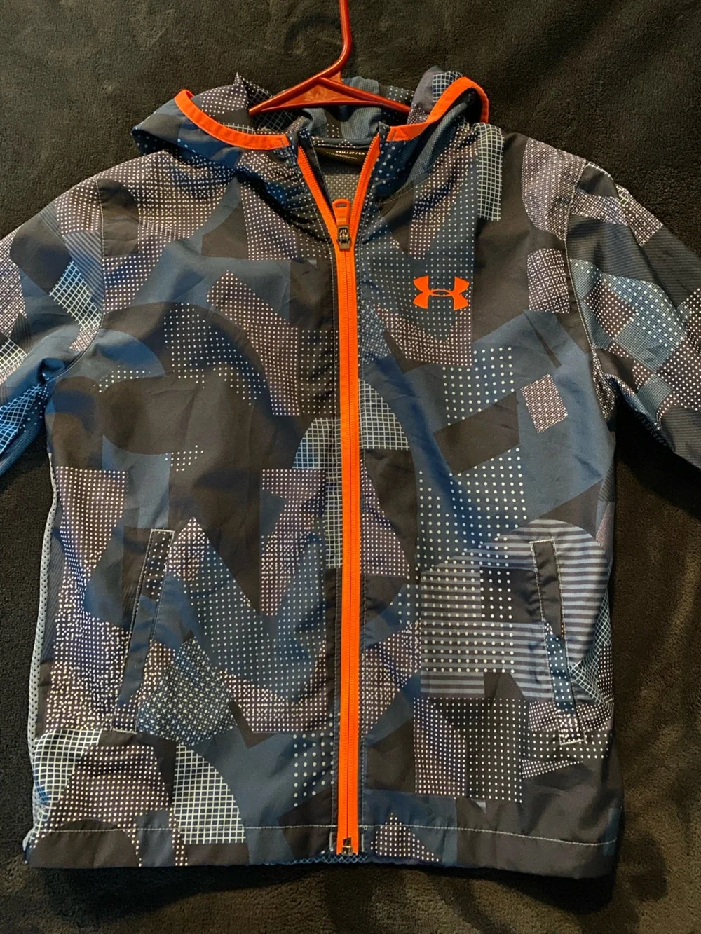 Under Armour Boys Navy Blue & Orange Hooded Windbreaker sackpack Jacket